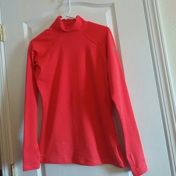 NIKE PRO PULLOVER ORANGE MOCK NECK LONG SLEEVE THUMBHOLES MEDIUM M WOMENS MEDIUM - Picture 4 of 6